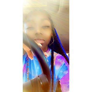 Meet your Posher, Kandy's